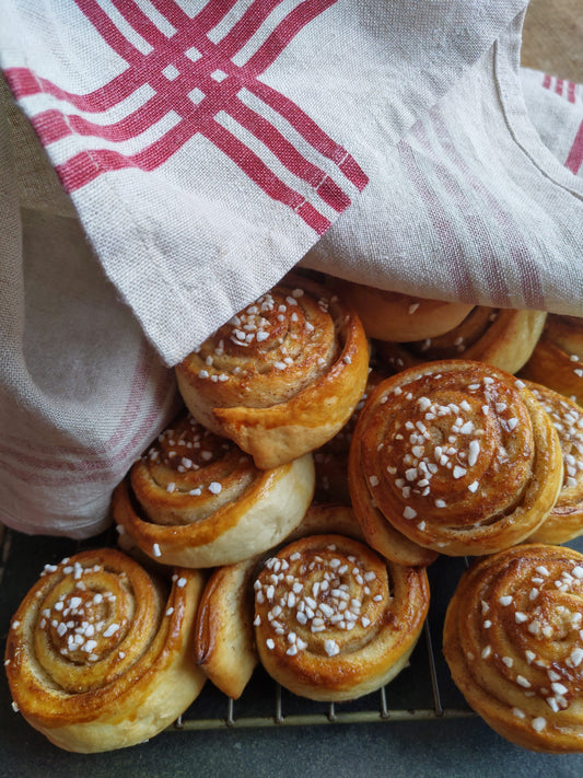 Cinnamon Buns - Kanelbullar